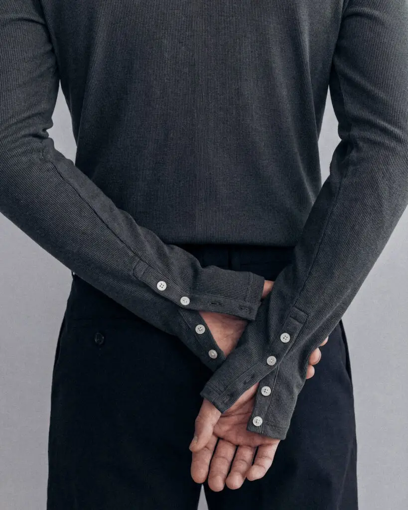 Henley-Bolt-Bafiote-2