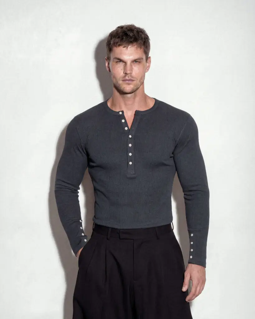 Henley-Bolt-Bafiote-5