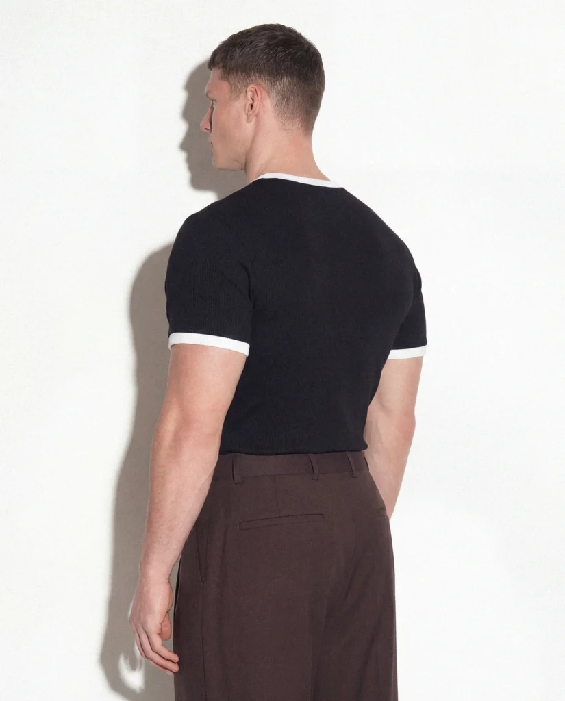 ContrastRibTee-Model-2