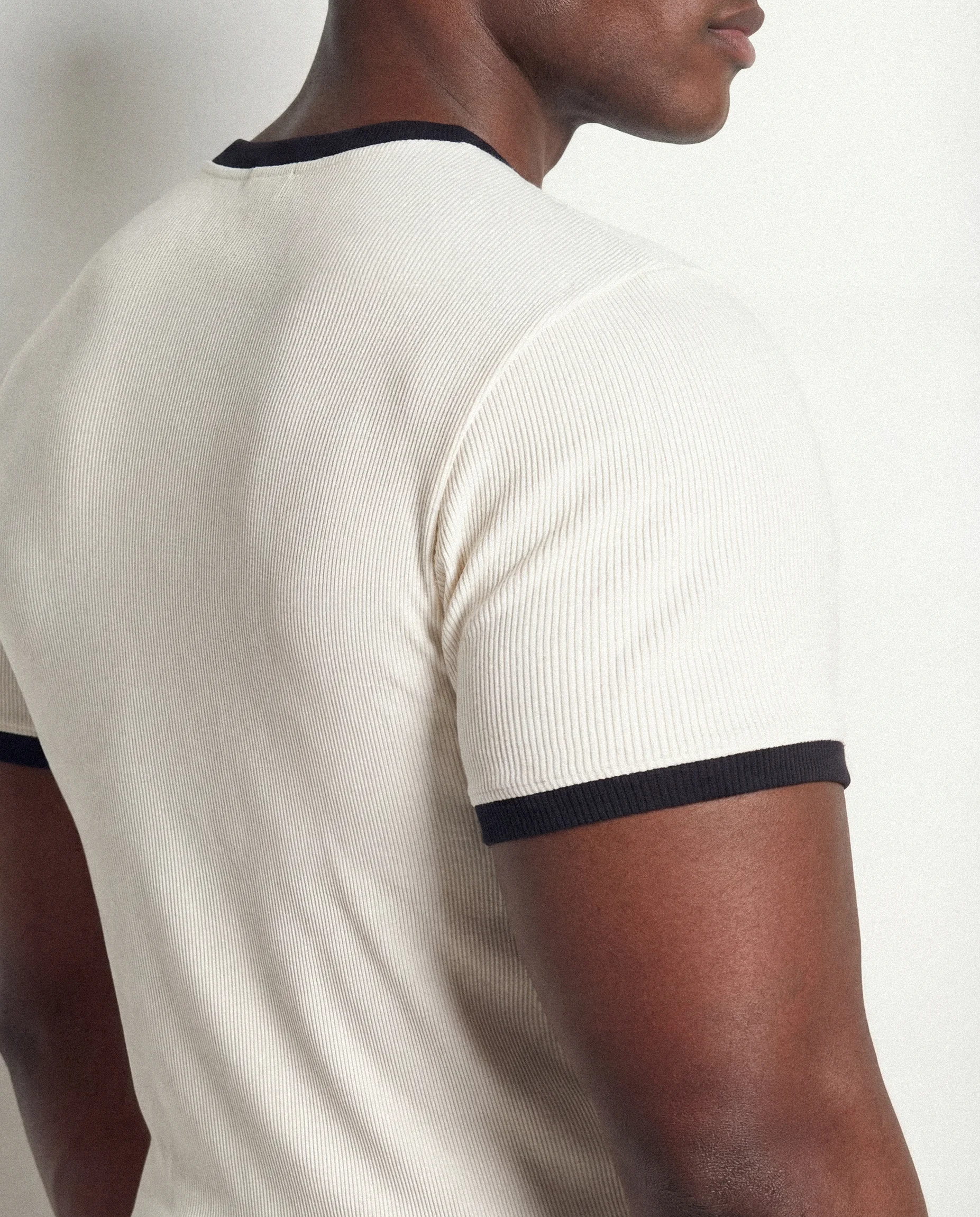 ContrastRibTee-Model-5