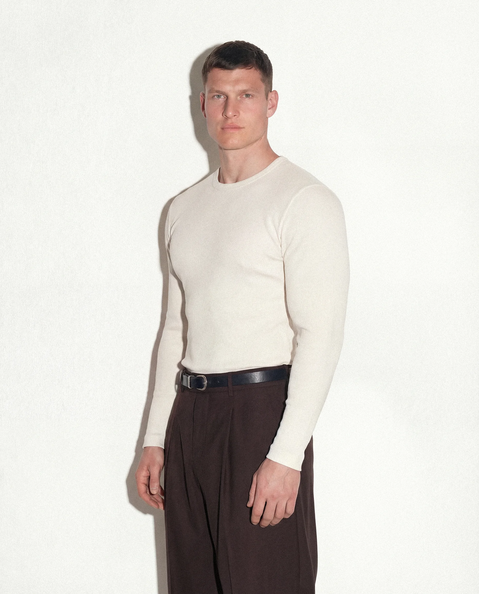 Muscle-Slim-t-Shirt5-model