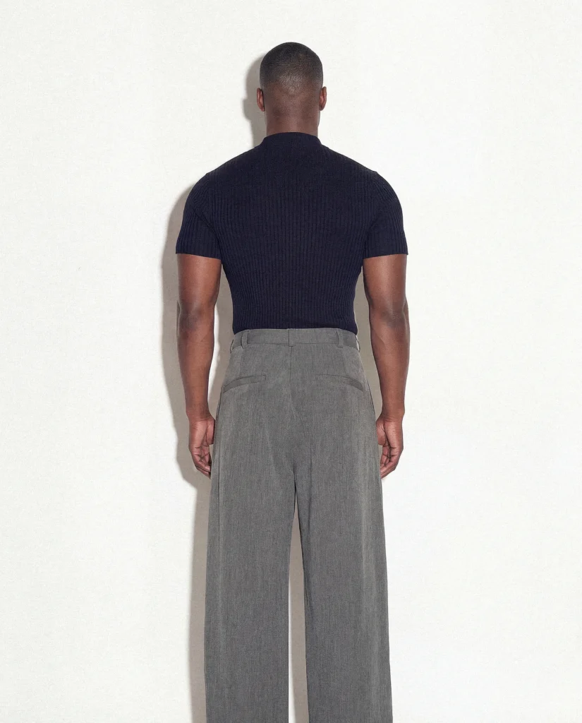 PANTALON-GRIS-PAÑO-BACK-JASPEADO