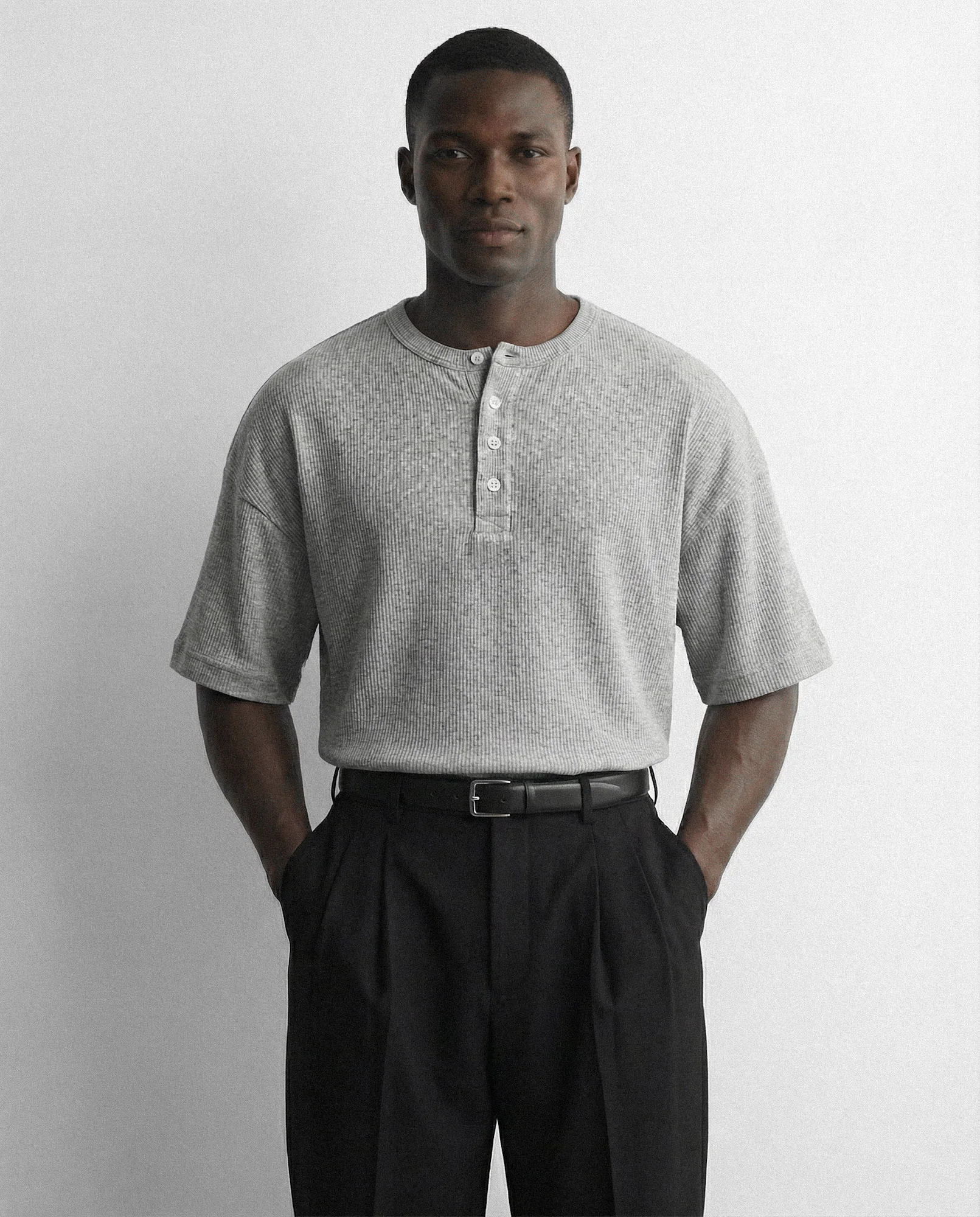 camiseta-henley-boxy-fit-bafiote-09