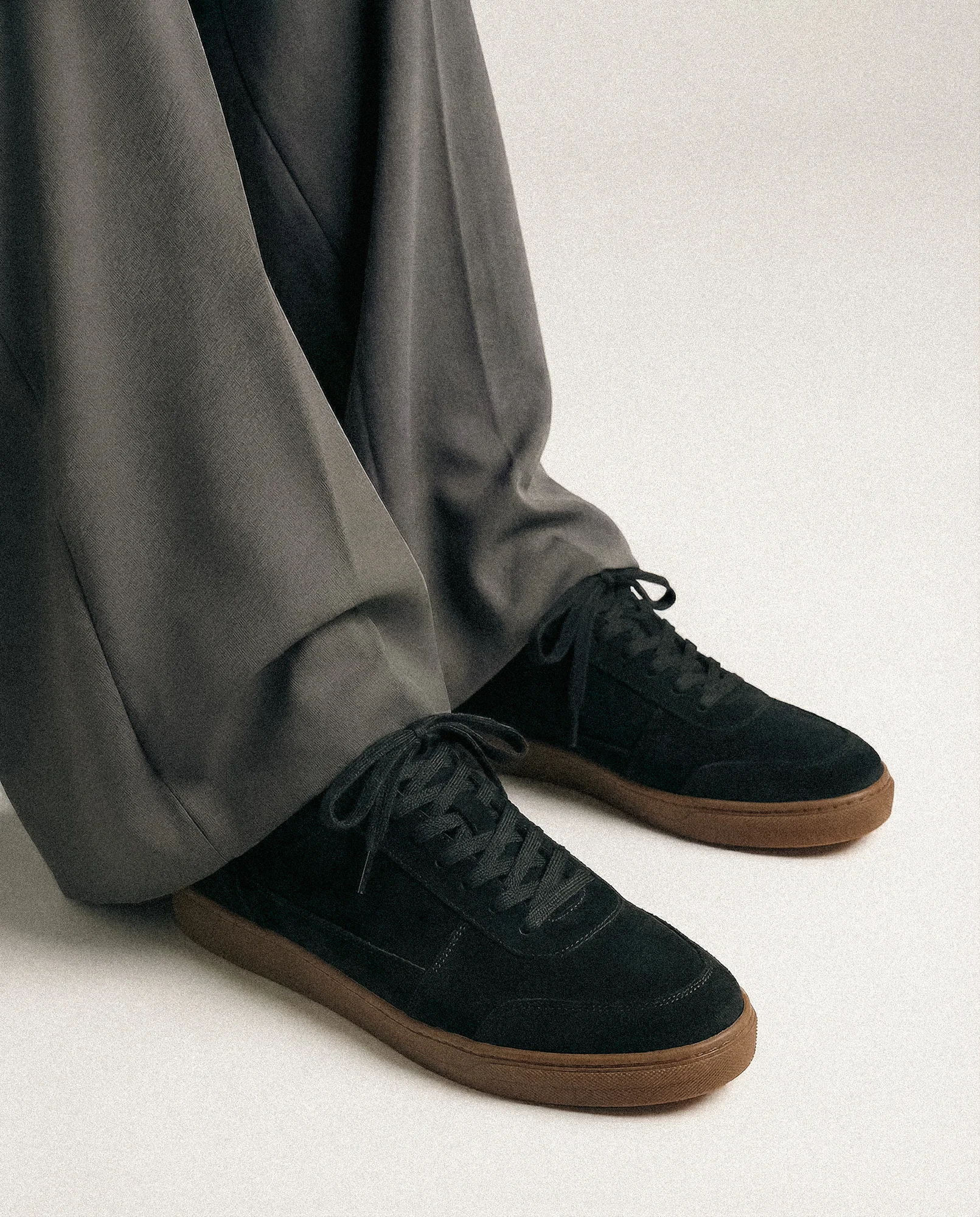 SNEAKER B CONCRETE DARK